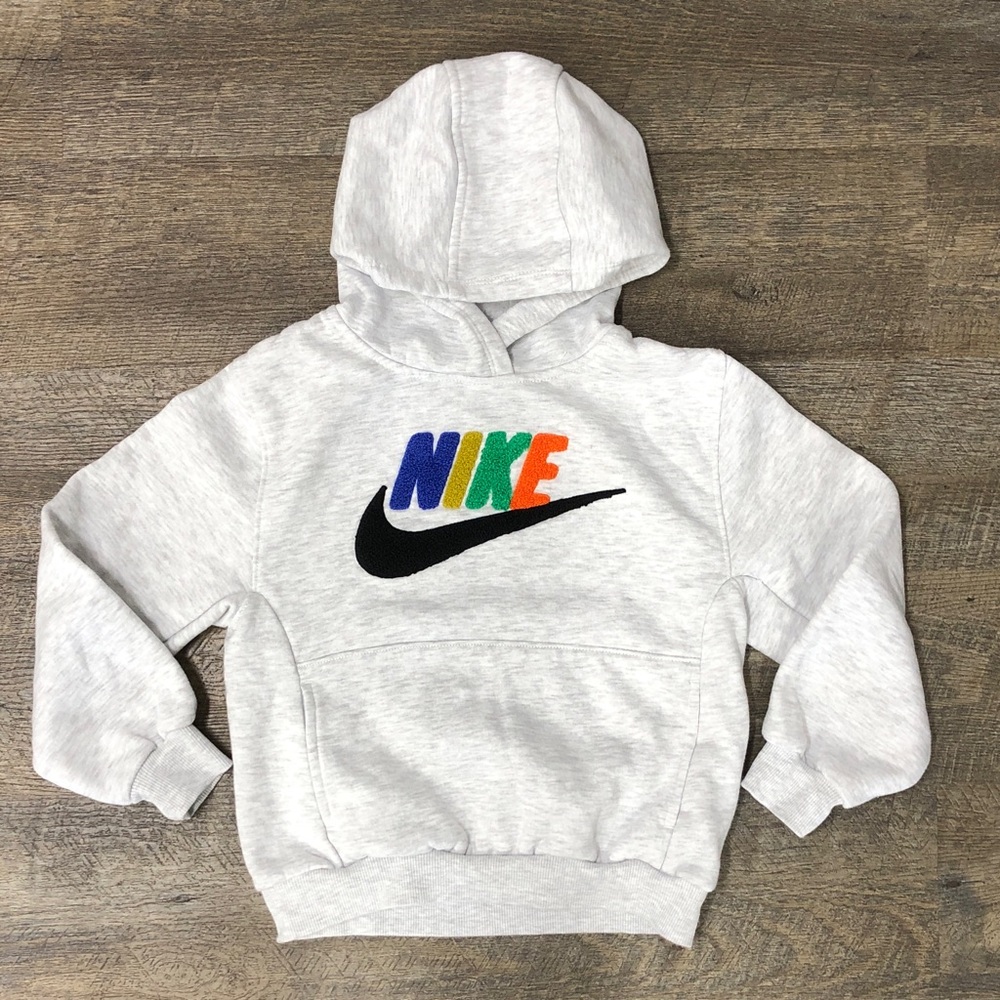 Nike Puff Logo Hoodie Sweatshirt Kids 6-7